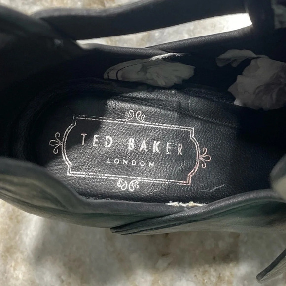 TED BAKER Sybell Leather Heeled Cut out Ankle Boots - Black Women’s 40 - Picture 4 of 15